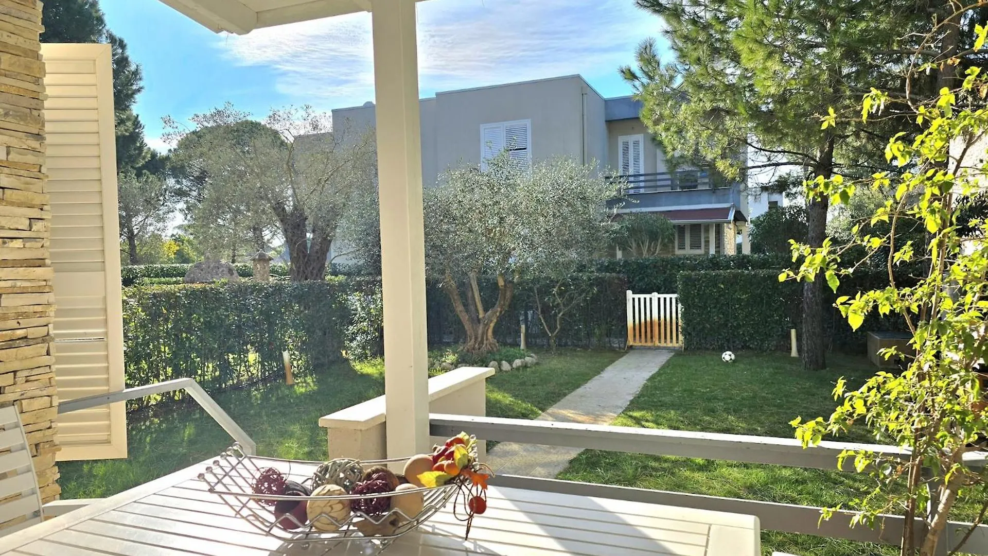 Breezy Beachside Haven With Pool & Garden Plazhi San Pietro 0*,